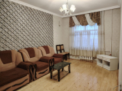 İcarəyə verilir 2 otaqlı 60 m2 köhnə tikili Y.Günəşli