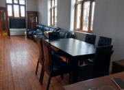 İcarəyə verilir 3 otaqlı 150 m2 həyət evi Memar Əcəmi m.