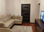 Satılır 2 otaqlı 50 m2 köhnə tikili Gənclik m.