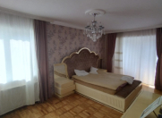 Satılır 5 otaqlı 170 m2 yeni tikili Ağ şəhər