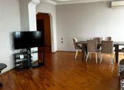 Satılır 3 otaqlı 165 m2 yeni tikili Qara Qarayev m.