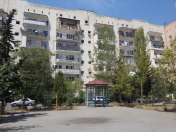 Satılır 5 otaqlı 130 m2 yeni tikili Şah İsmayıl Xətai m.