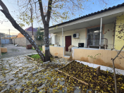 Satılır 3 otaqlı 100 m2 həyət evi Bakıxanov