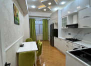 Satılır 3 otaqlı 150 m2 yeni tikili Nəriman Nərimanov m.