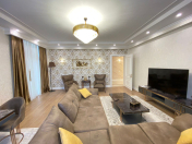 İcarəyə verilir 3 otaqlı 135 m2 yeni tikili 20 yanvar m.