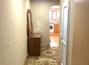 Satılır 2 otaqlı 60 m2 köhnə tikili Elmlər Akademiyası m.