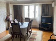 İcarəyə verilir 4 otaqlı 100 m2 köhnə tikili Yasamal r.