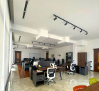İcarəyə verilir 3 otaqlı 200 m2 ofis 28 May m.