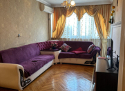 Satılır 3 otaqlı 90 m2 köhnə tikili Gənclik m.