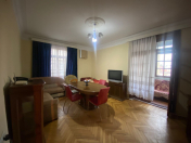 Satılır 3 otaqlı 100 m2 köhnə tikili Nəriman Nərimanov m.