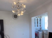 Satılır 2 otaqlı 50 m2 köhnə tikili Azadlıq prospekti m.