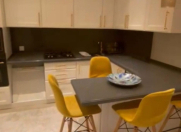 İcarəyə verilir 3 otaqlı 85 m2 yeni tikili Ağ şəhər