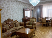 Satılır 3 otaqlı 125 m2 yeni tikili Qara Qarayev m.