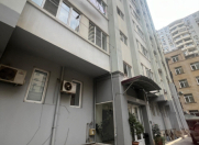 Satılır 3 otaqlı 110 m2 yeni tikili Nizami m.