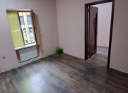 İcarəyə verilir 2 otaqlı 40 m2 ofis 28 May m.