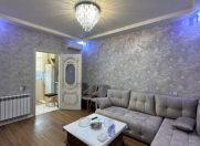 Satılır 3 otaqlı 65 m2 köhnə tikili Memar Əcəmi m.