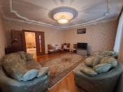 İcarəyə verilir 2 otaqlı 100 m2 yeni tikili Şah İsmayıl Xətai m.