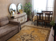 Satılır 2 otaqlı 60 m2 köhnə tikili Sərhədçi İdman kompleksi