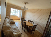 Satılır 4 otaqlı 126 m2 köhnə tikili Memar Əcəmi m.