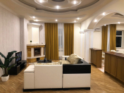 Satılır 3 otaqlı 130 m2 yeni tikili Nəriman Nərimanov m.