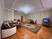 İcarəyə verilir 3 otaqlı 140 m2 yeni tikili Şah İsmayıl Xətai m.