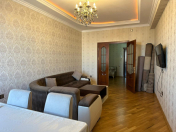 İcarəyə verilir 2 otaqlı 90 m2 yeni tikili Gənclik m.