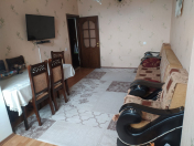 İcarəyə verilir 2 otaqlı 60 m2 köhnə tikili Gənclik m.