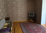 Satılır 2 otaqlı 80 m2 yeni tikili Memar Əcəmi m.