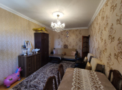 Satılır 2 otaqlı 65 m2 köhnə tikili Əhmədli m.