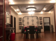 Satılır 5 otaqlı 200 m2 yeni tikili 4 mkr