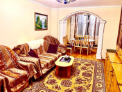 İcarəyə verilir 3 otaqlı 110 m2 köhnə tikili Nəsimi r.