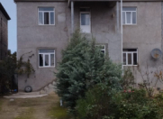 Satılır 7 otaqlı 240 m2 həyət evi Buzovna