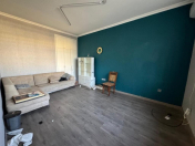 Satılır 3 otaqlı 80 m2 köhnə tikili Axundov bağı
