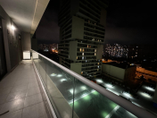 İcarəyə verilir 3 otaqlı 107 m2 yeni tikili 8 Noyabr m.