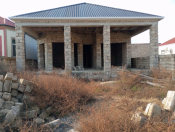 Satılır 4 otaqlı 140 m2 həyət evi Ramana