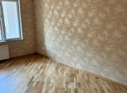 Satılır 5 otaqlı 130 m2 köhnə tikili Azadlıq prospekti m.