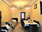 Satılır 4 otaqlı 110 m2 köhnə tikili Qara Qarayev m.