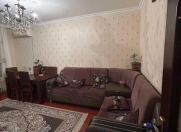 Satılır 2 otaqlı 60 m2 köhnə tikili Xalqlar Dostluğu m.