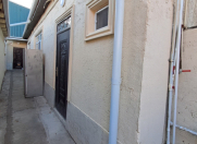 İcarəyə verilir 5 otaqlı 150 m2 həyət evi İnşaatçılar m.