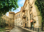 Satılır 2 otaqlı 60 m2 köhnə tikili İçəri Şəhər m.