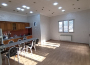 Satılır 5 otaqlı 208 m2 köhnə tikili Nizami m.