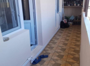 Satılır 4 otaqlı 104 m2 köhnə tikili Elmlər Akademiyası m.