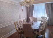 Satılır 4 otaqlı 110 m2 köhnə tikili Gənclik m.