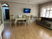 Satılır 5 otaqlı 120 m2 köhnə tikili Həzi Aslanov m.