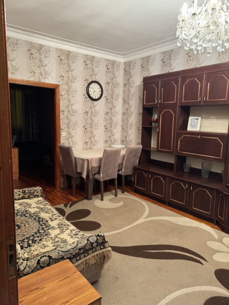 Satılır 2 otaqlı 50 m2 köhnə tikili 7 mkr