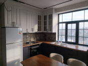 Satılır 2 otaqlı 52 m2 yeni tikili Bakıxanov