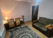 Satılır 1 otaqlı 35 m2 köhnə tikili İnşaatçılar m.