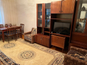 Satılır 2 otaqlı 55 m2 köhnə tikili Memar Əcəmi m.