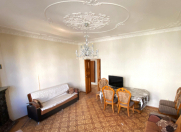 Satılır 3 otaqlı 72 m2 köhnə tikili Nizami m.