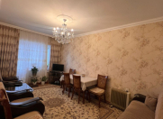Satılır 3 otaqlı 82 m2 köhnə tikili Əhmədli m.